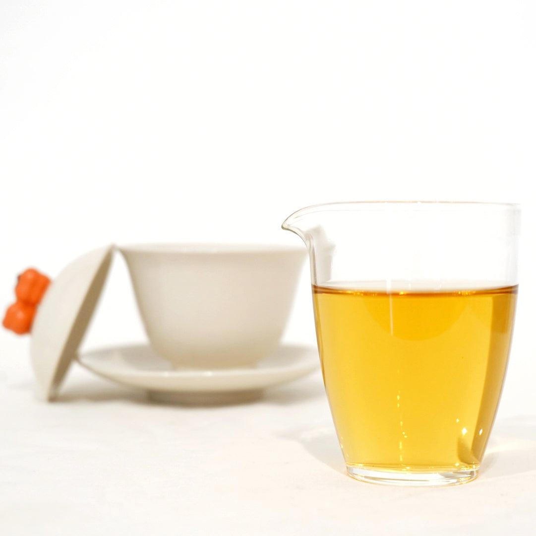 Yunnan Black Tea (Dian Hong) - A Moment of Tea