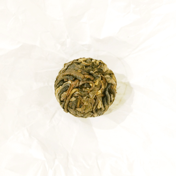 Raw Pu-erh Ball 2021 - A Moment of Tea